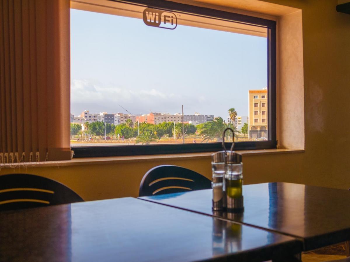 Hotel L'Aeroport Nador Dış mekan fotoğraf