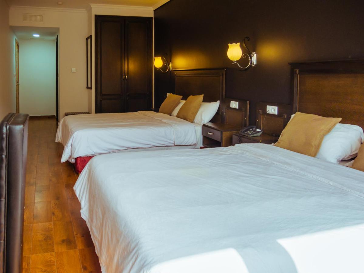 Hotel L'Aeroport Nador Dış mekan fotoğraf