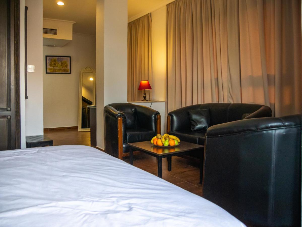 Hotel L'Aeroport Nador Dış mekan fotoğraf