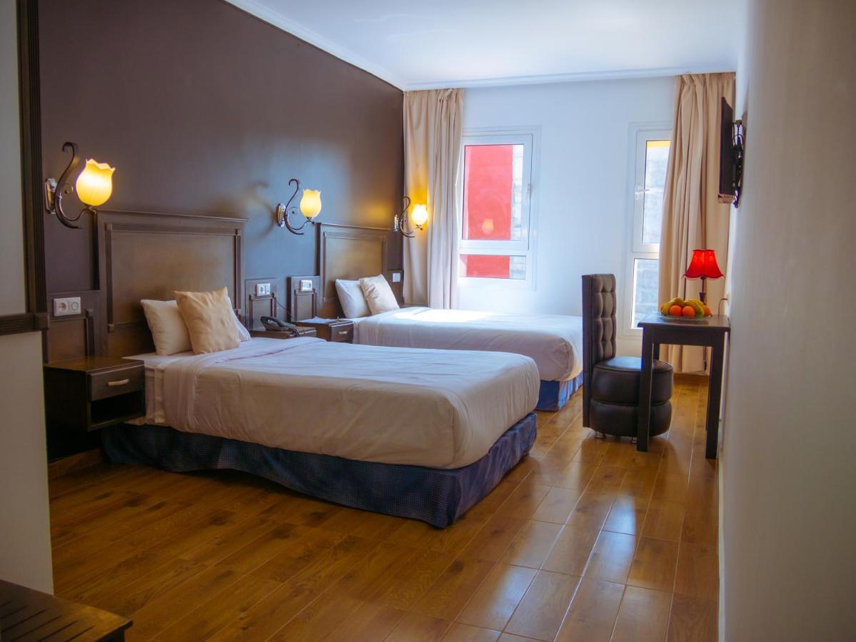 Hotel L'Aeroport Nador Dış mekan fotoğraf